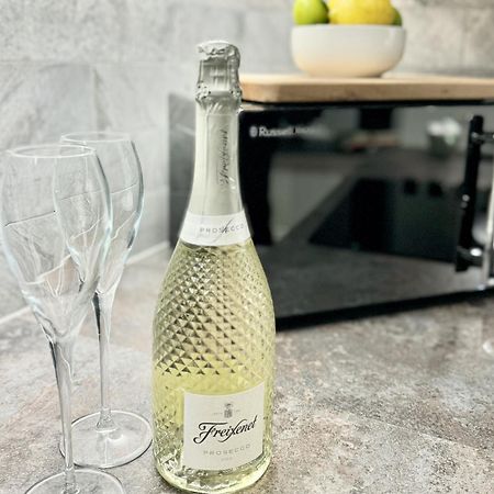 The Crown View - Luxury Apartment - Free Parking Nearby Harrogate Eksteriør billede